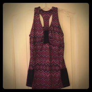 Glyder purple pattern workout top